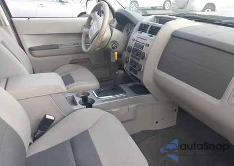 2008 Ford Escape Xlt from USA, damaged, VIN 1FMCU93158KE78212